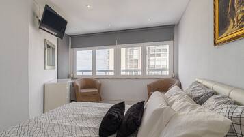 2 soverom, strykejern/-brett, wi-fi og sengetøy