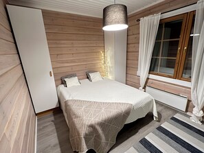 2 sovrum, strykjärn/strykbräda och wi-fi