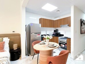 Apartment (0 Bedroom) | Interior