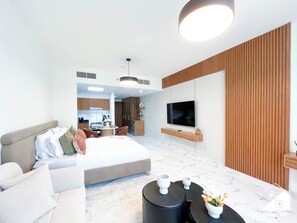 Apartment (0 Bedroom) | Interior - Al Hamra Village Studio Marina View & Balcony (Ras Al Khaimah)