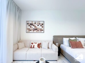 Apartment (0 Bedroom) | Interior - Al Hamra Village Studio Marina View & Balcony (Ras Al Khaimah)