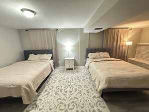 4 slaapkamers, een strijkplank/strijkijzer, wifi, beddengoed