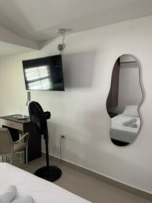 1 bedroom, desk, iron/ironing board, free WiFi