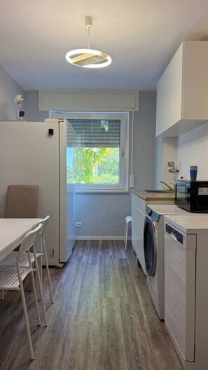 Classic-Apartment, Gartenblick | Eigene Küche