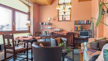 Fernseher, Stereoanlage