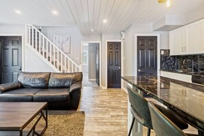 Interior - Slopeside at 209 with Hot Tub + Mountain Views (The Blue Mountains)