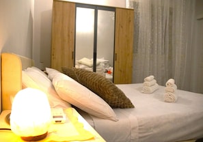Deluxe Double Room | Free WiFi