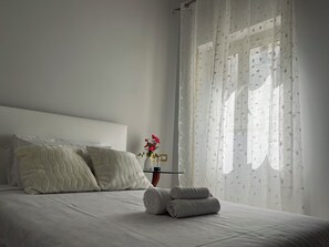 Comfort Single Room | Free WiFi - S.R. Guesthouse (Rome)