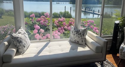 GRATITUDE FARM - A Tranquil Waterfront Renovated Farmhouse - Bozman, MD