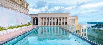 Capella Apartment Fireworks & Ocean View