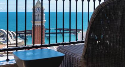 Capella Apartment Fireworks & Ocean View