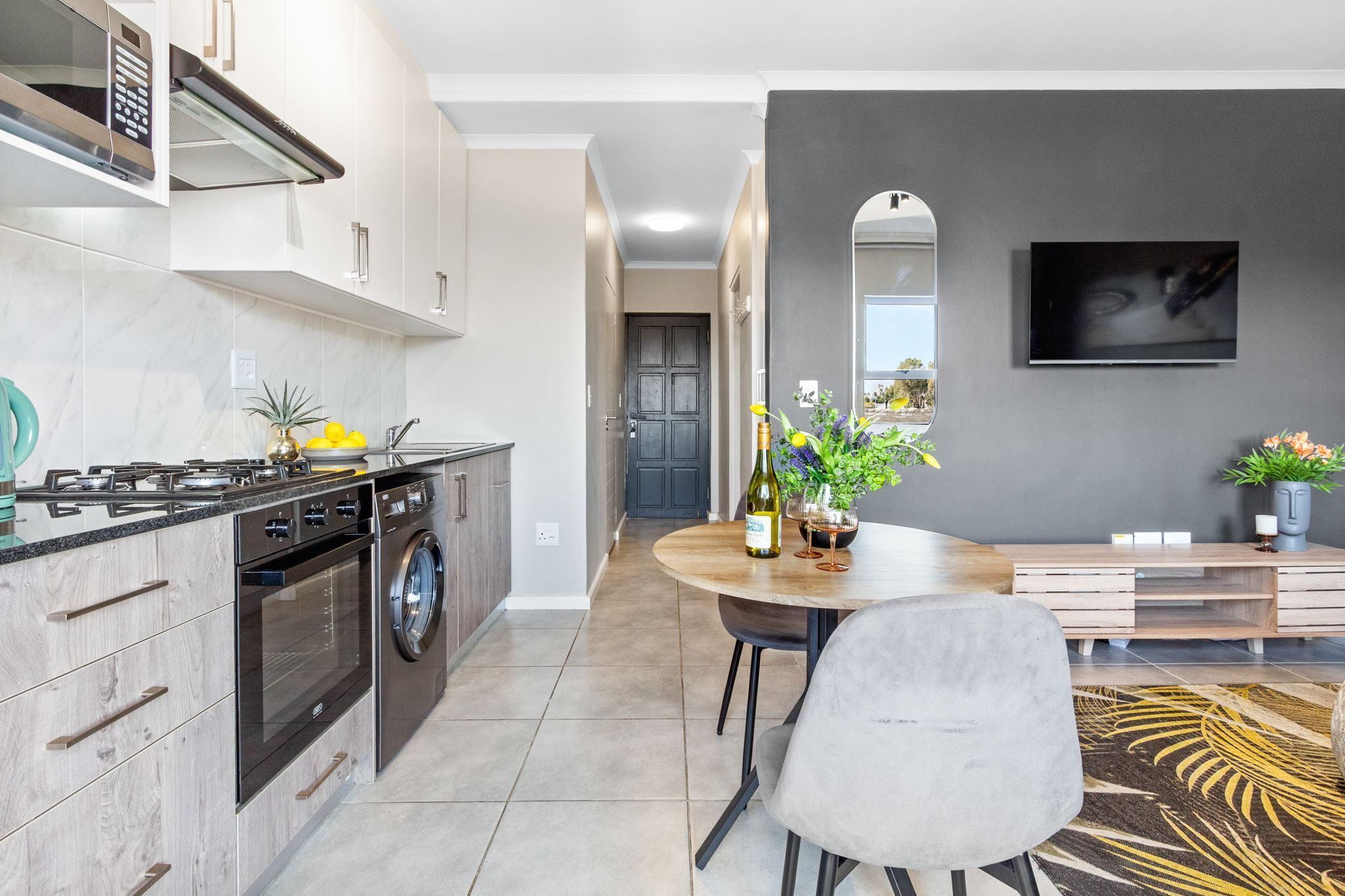 Refrigerador, microondas, horno y tostadora 