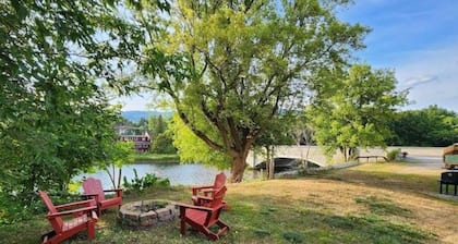 Winter Ski Retreat / 5 Mins to Whiteface Mountain