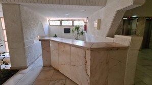 Apartment | Reception