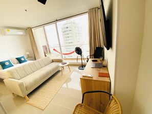 Suite superior, balcón, vistas a la playa | Wifi gratis