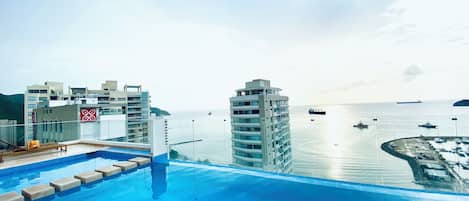 Suite Superior, balcone, vista spiaggia | Terrazza/patio