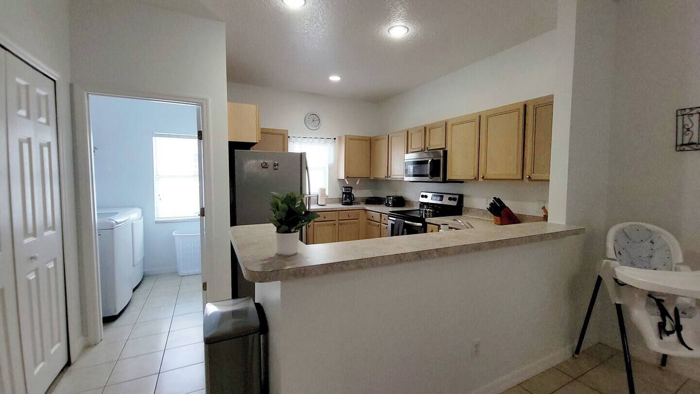 Mikrowelle, Ofen, Herdplatte, Geschirrspüler