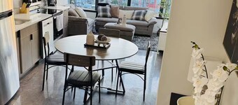 Downtown DSM Loft w/ Views