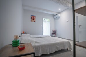 3 bedrooms, iron/ironing board, free WiFi - Charming air-conditioned duplex - 3 bedrooms - Cœur d'Argelès-sur-Mer (Argelès-sur-Mer)