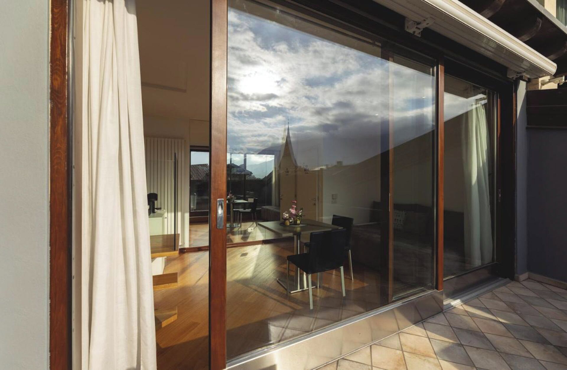 Superior-Zimmer, Stadtblick | Terrasse/Patio