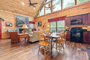 Dining - For His Names Sake Cabin (Sevierville)