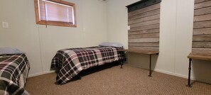 4 bedrooms, WiFi, bed sheets