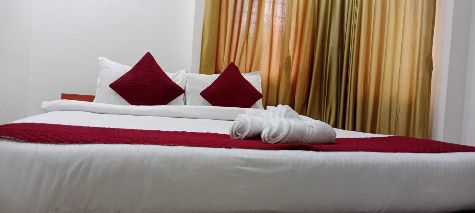 Standard Double Room | Desk, laptop workspace, free WiFi