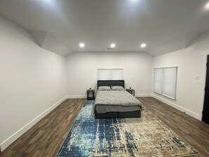4 Schlafzimmer, Bügeleisen/Bügelbrett, WLAN, Bettwäsche