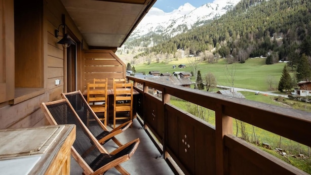 Unclassified image, 1 of 19, button - 1st floor, view mountain, balcony, tv, ski locker, 73m², La Clusaz (La Clusaz)