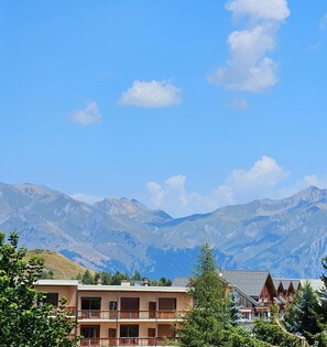 Exterior - Apartment at the Foot of the Slopes (Fontcouverte-la-Toussuire)