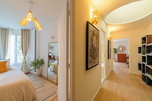 3 makuuhuonetta, ilmainen Wi-Fi, vuodevaatteet