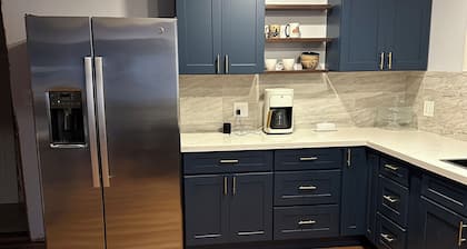 Amazing 3-bedroom house with AC in Aberdeen