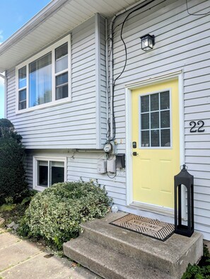 Exterior detail - Quiet Retreat in the Annapolis Valley (New Minas)