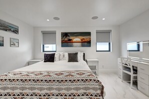 4 Schlafzimmer, Bügeleisen/Bügelbrett, WLAN, Bettwäsche