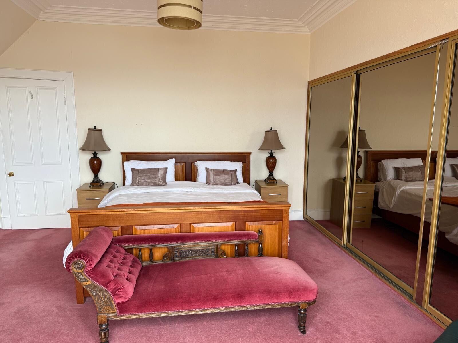 5 Schlafzimmer, kostenloses WLAN, Bettwäsche