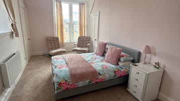 5 habitaciones, wifi gratis y ropa de cama