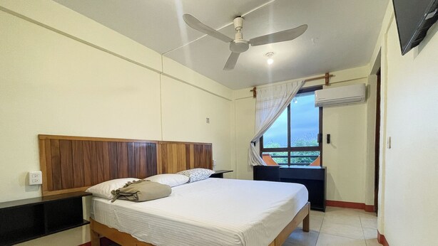 Basic Double Room, 1 King Bed, Non Smoking | WiFi (free) - Bacanda Hotel (Puerto Escondido)