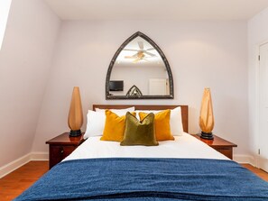 2 bedrooms, iron/ironing board, free WiFi, bed sheets - Pass the Keys | Charming 2 Bedroom by Hyde Park in Notting Hill (London)