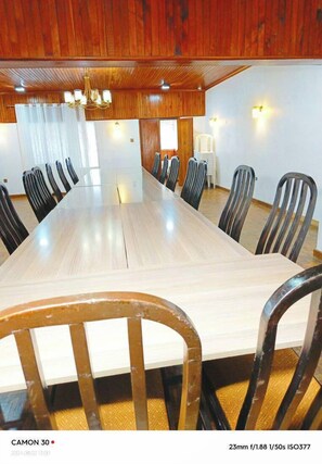 Meeting facility