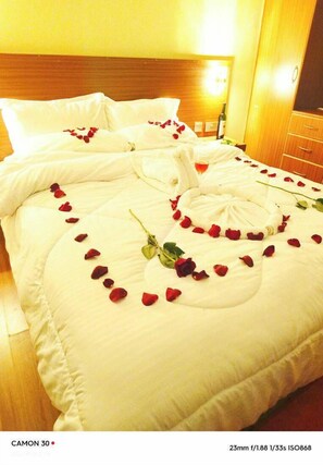 Deluxe eenpersoonskamer, uitzicht op tuin | Gratis wifi, beddengoed