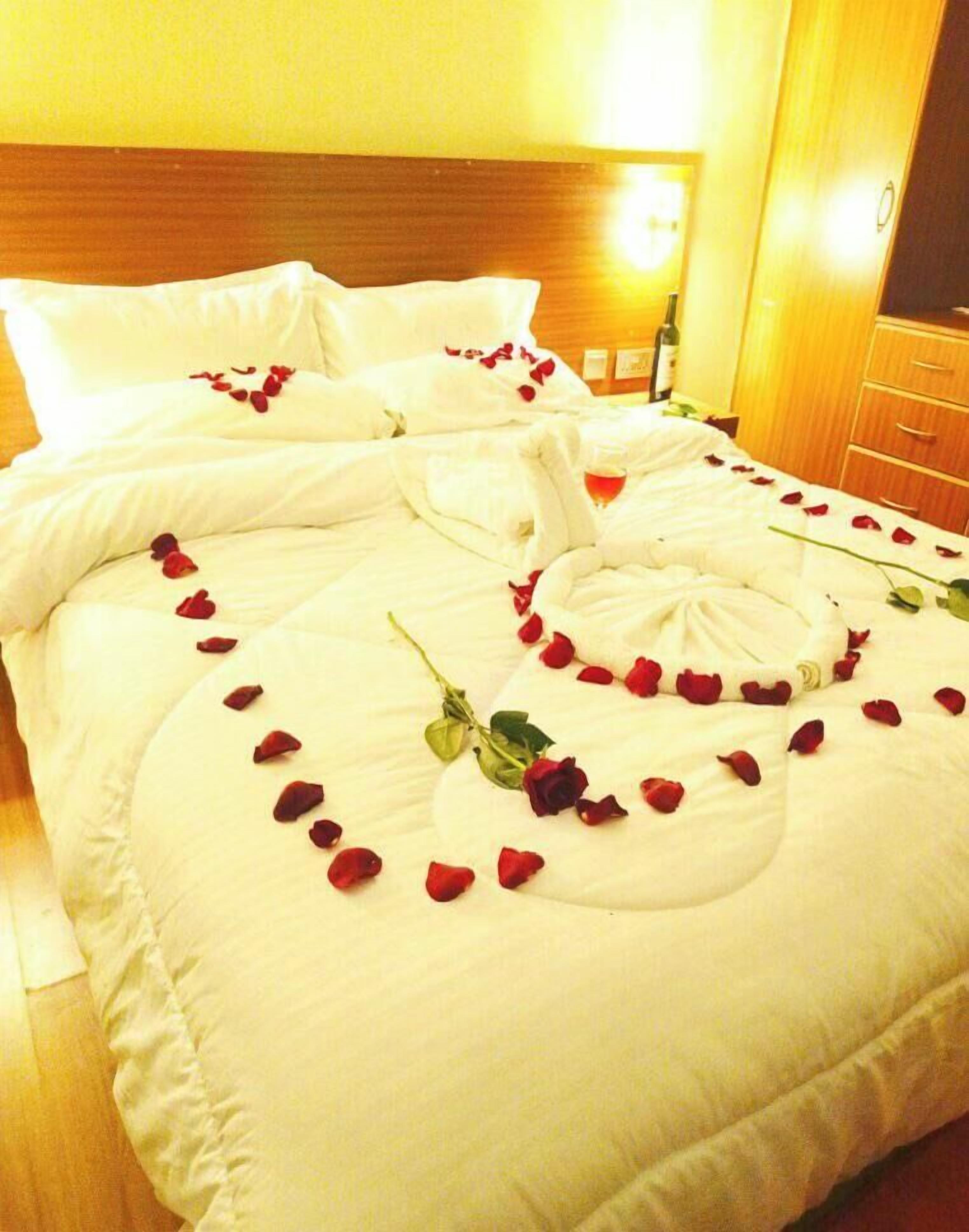 Deluxe Single Room, Garden View | Free WiFi, bed sheets