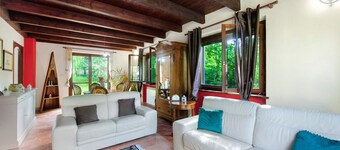 Casa Vacanze 'Il Trucchetto' con Giardino Privato