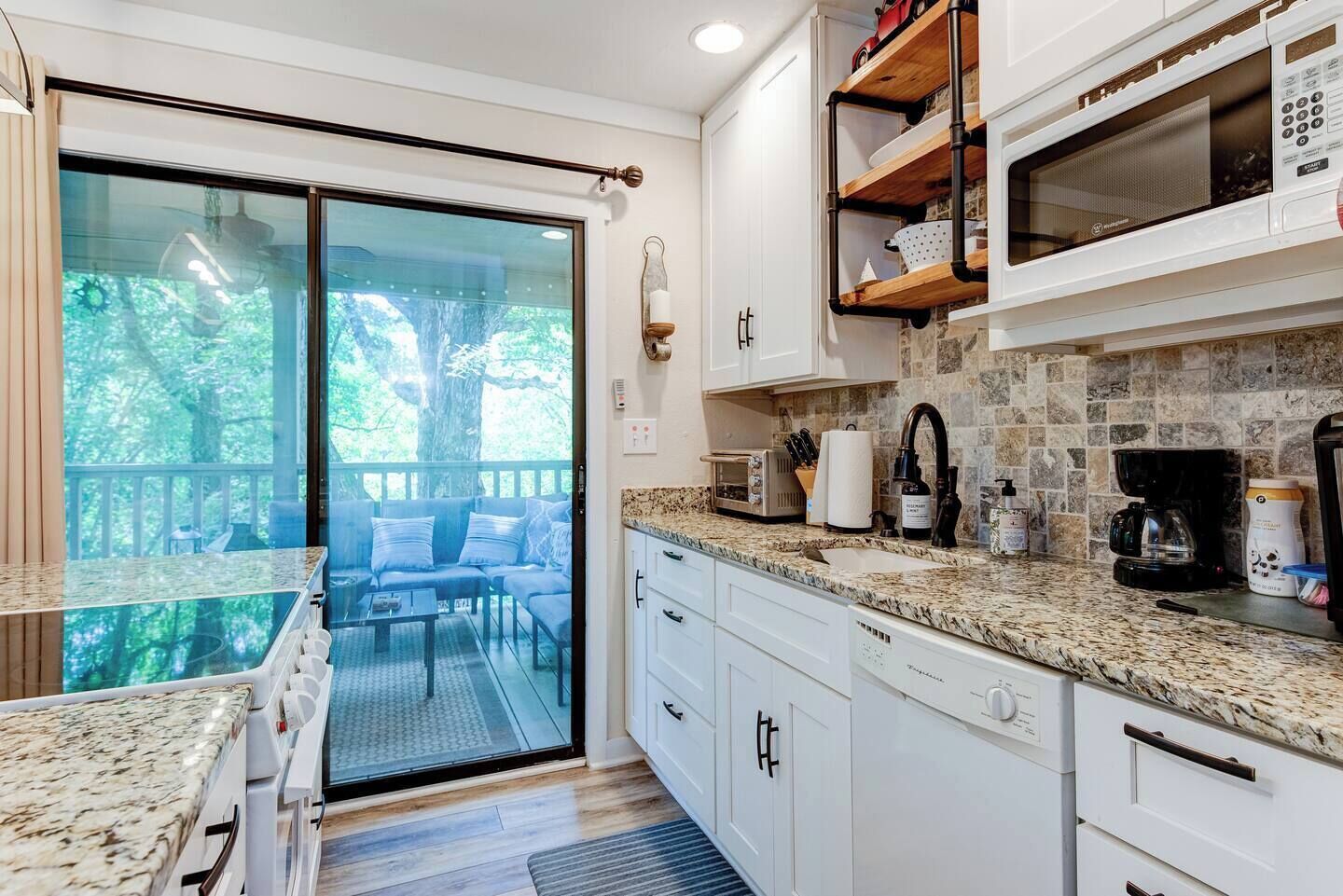 Microwave, oven, stovetop, dishwasher