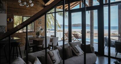 Playa Laska – Majestic Oceanfront Villa with Infinity Pools in Playa Venao