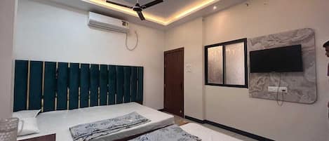 Family Double or Twin Room