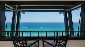 Studio, 1 King Bed with Sofa bed (Origin at Seahaven 634) | Property grounds