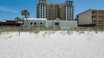 Studio, 1 King Bed with Sofa bed (Origin at Seahaven 634) | Exterior