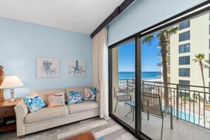 Studio, 1 suuri parisänky ja vuodesohva (Origin at Seahaven 634) | Oleskelualue