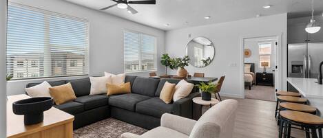 Lejlighed - flere senge - køkken - bjergudsigt (Terra Vista) | Udsigt fra værelset