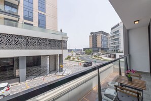 Apartment | 1 bedroom, Internet - Arjan Apartment Sleeps 3 With Private Balcony (Dubai)